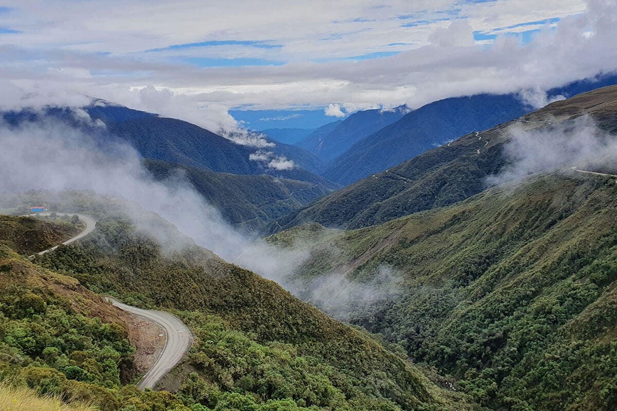 Travel to Manu Park 2 days